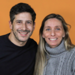 Logotipo de grupo de Arias Sebastián y Cecilia